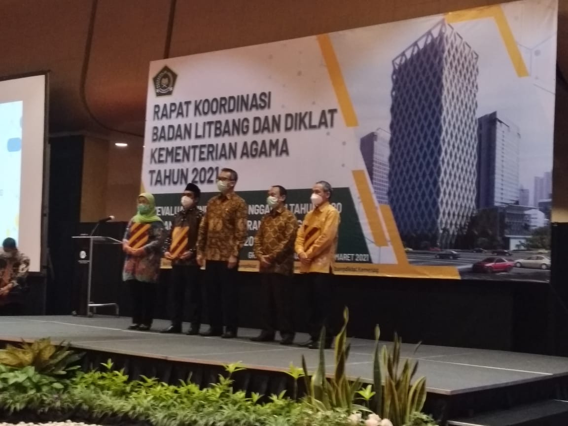 BDK Bandung meraih penghargaan pengelolaan OJS terbaik
